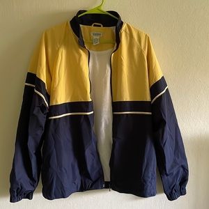 Light weight jacket